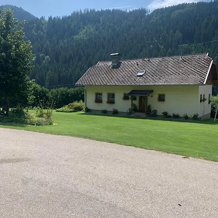 Familie Kampl Lägenhet
